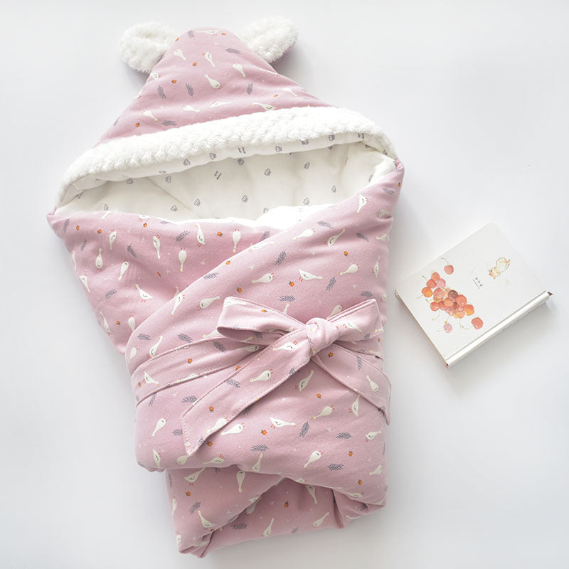 Extra soft cotton baby quilt blanket, designed for ultimate coziness and warmth. Lightweight, breathable, and perfect for newborns and toddlers